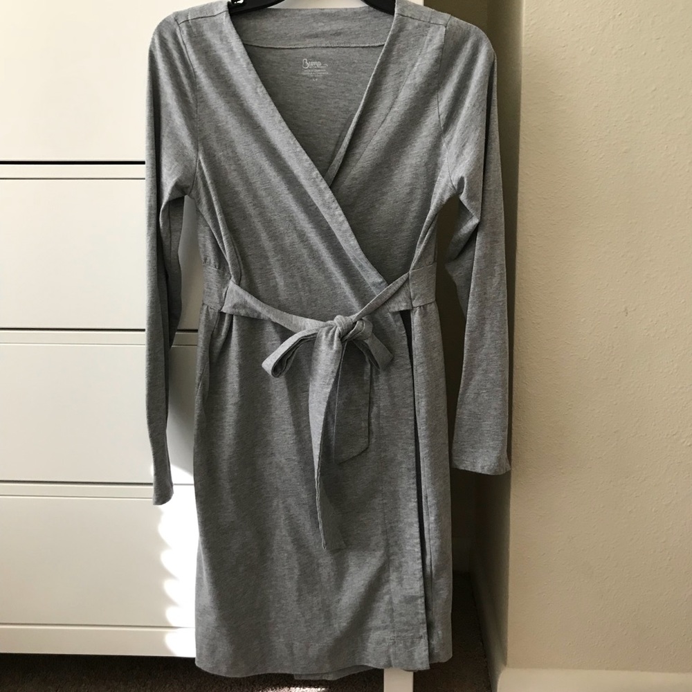 Maternity robe